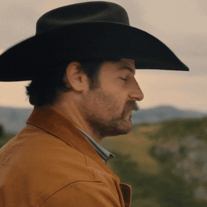 Coyboy tips Hat.gif