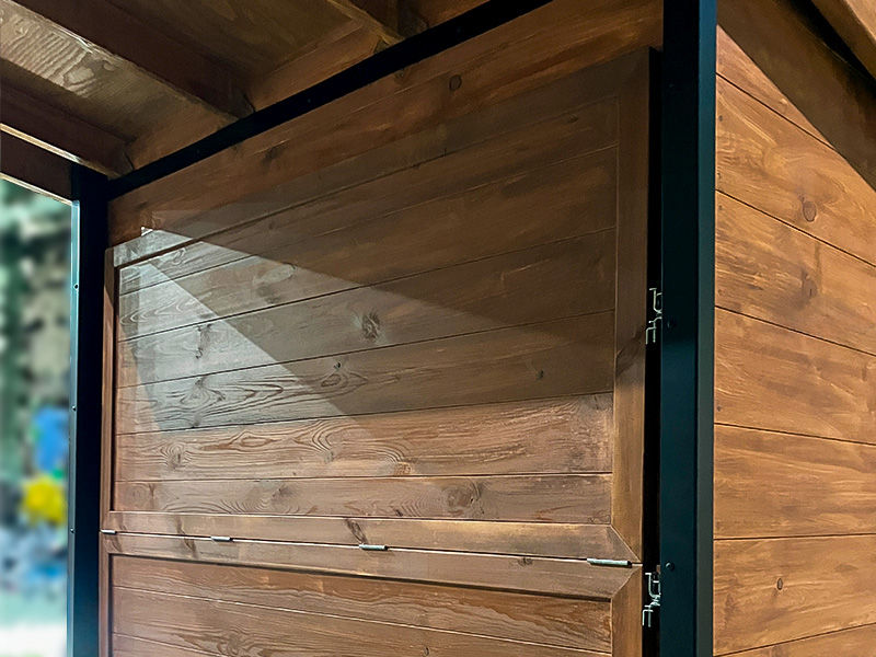 設置実例08 売店・案内所建屋