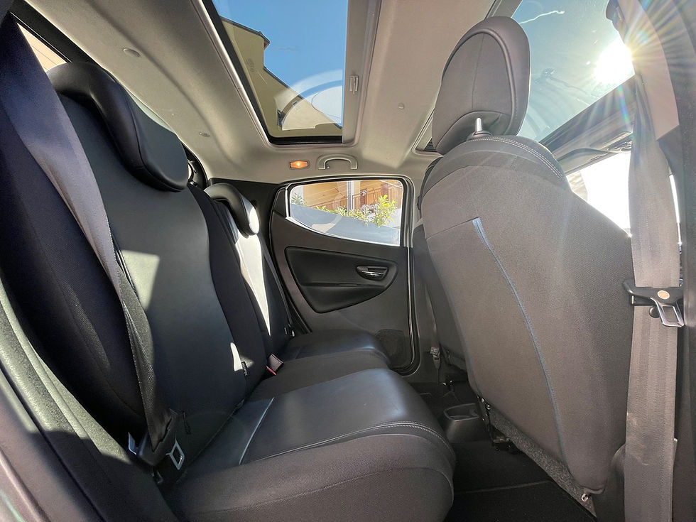 Miniatura: Lancia Ypsilon AUTOMATICA 0.9 TwinAir 85 CV 5 porte S&S Platinum