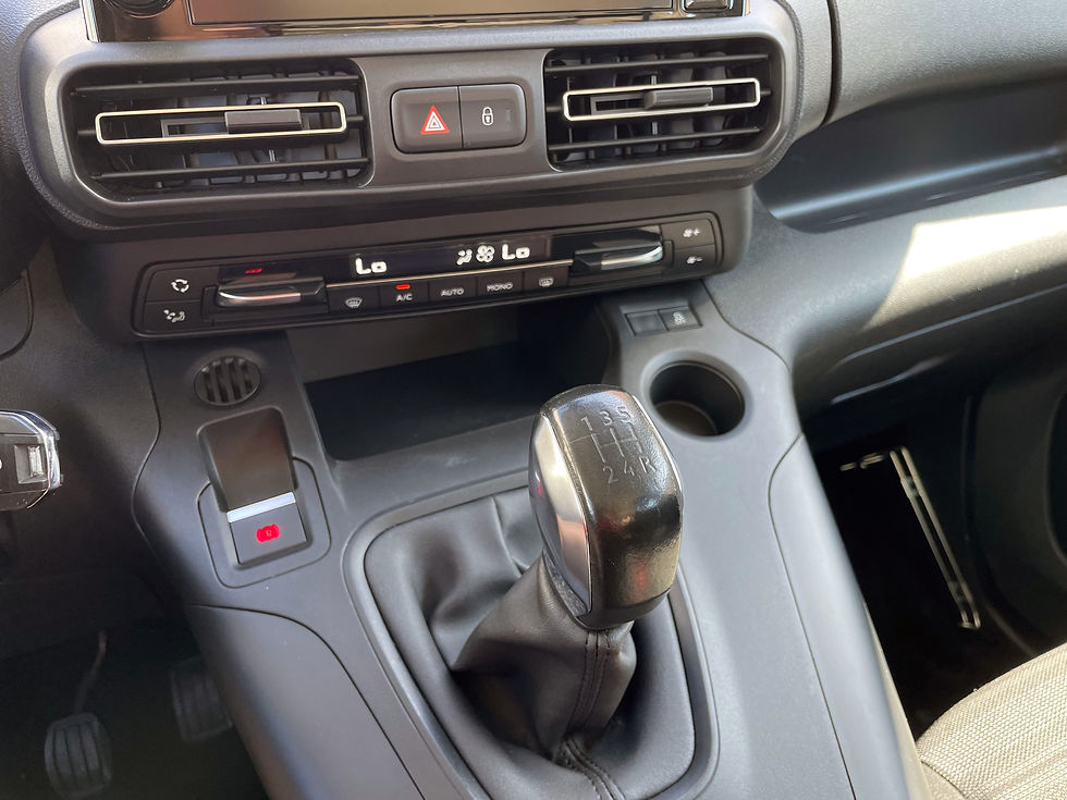 Miniatura: Opel Combo Life 1.5D 75 CV MT5 Advance