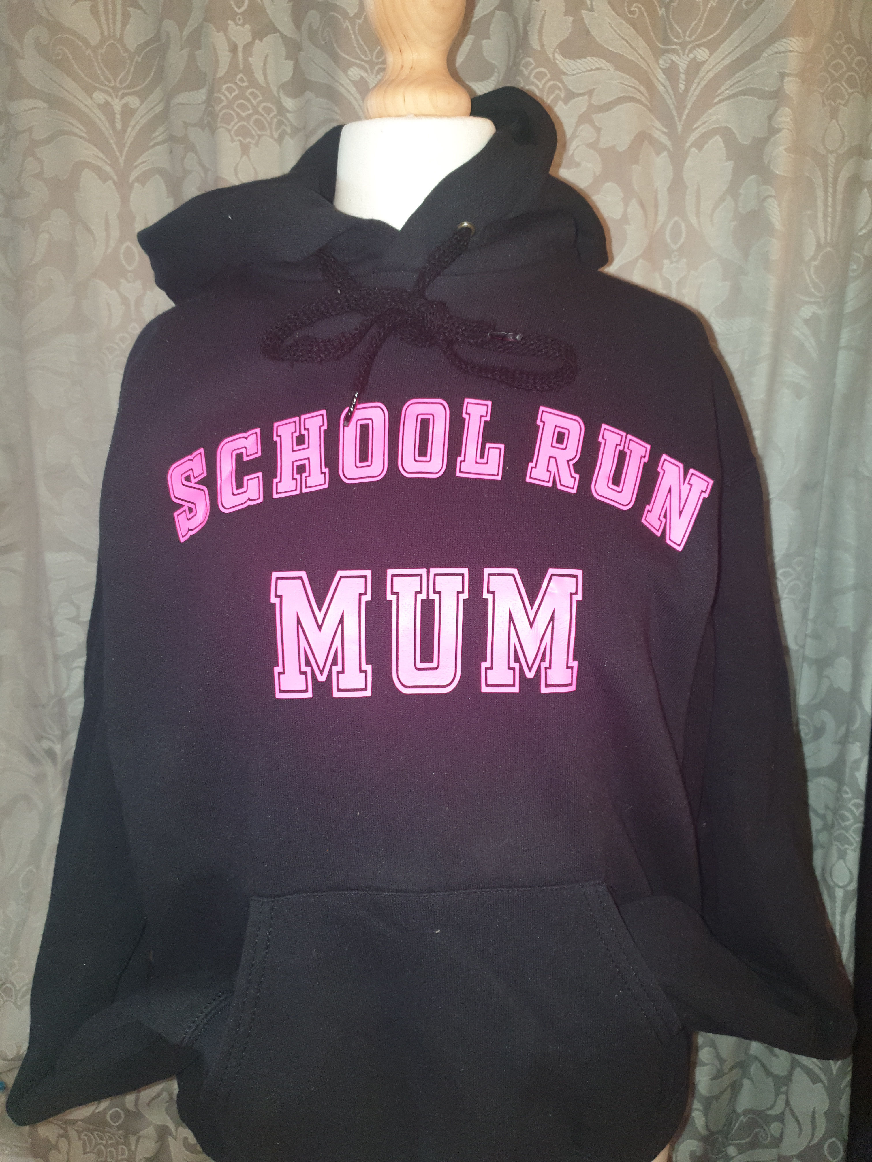 SCHOOL RUN HOODIE MUM