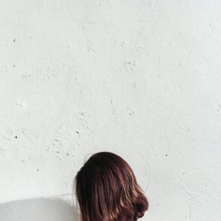 What Happens When You Don't Wash Your Hair For a Month?