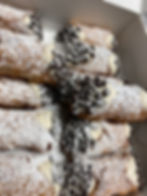 Cannoli (sold by the dozen) Medium Sized