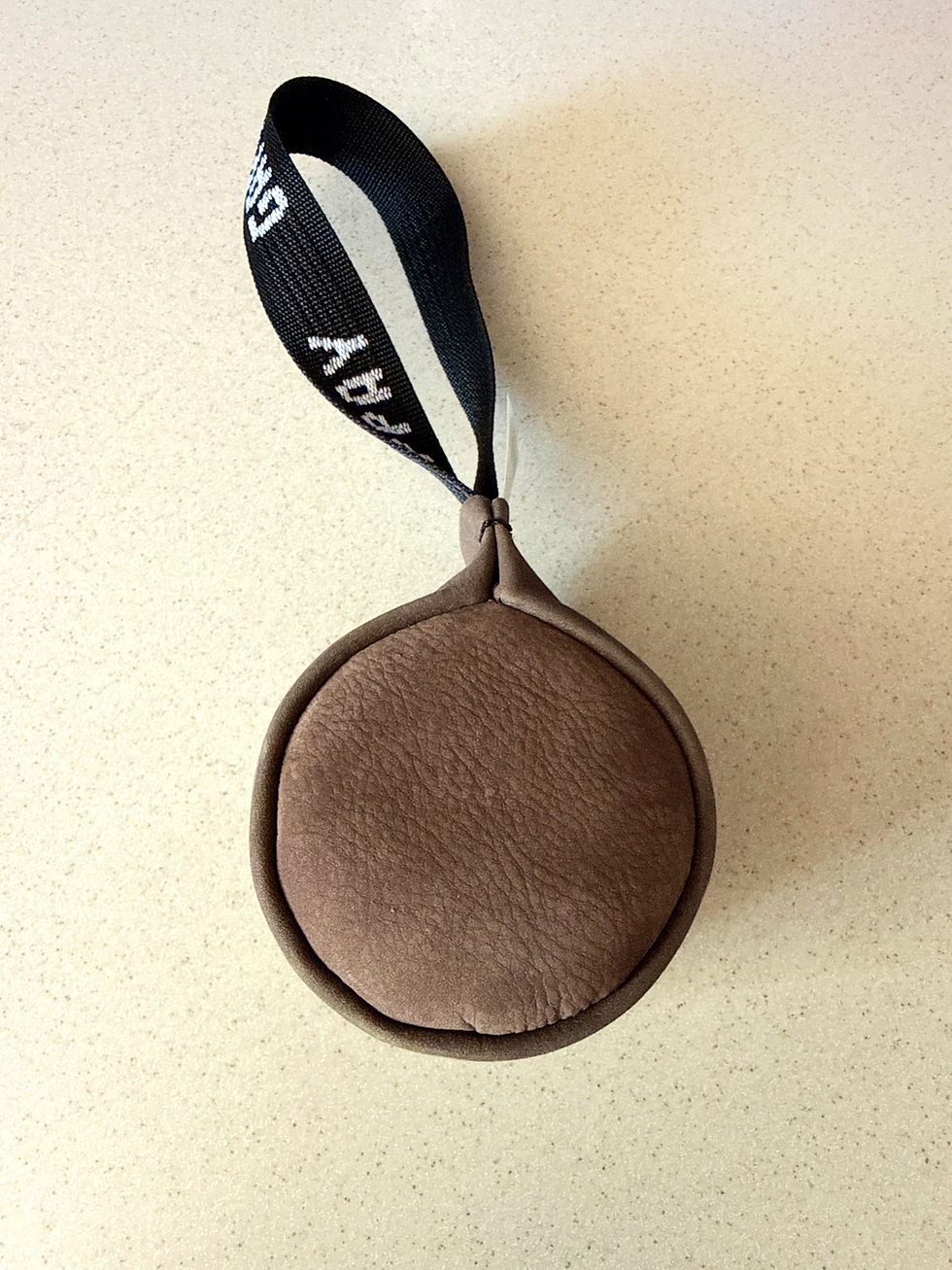 Thumbnail: Gappay Leather Ball Tug (9cm)