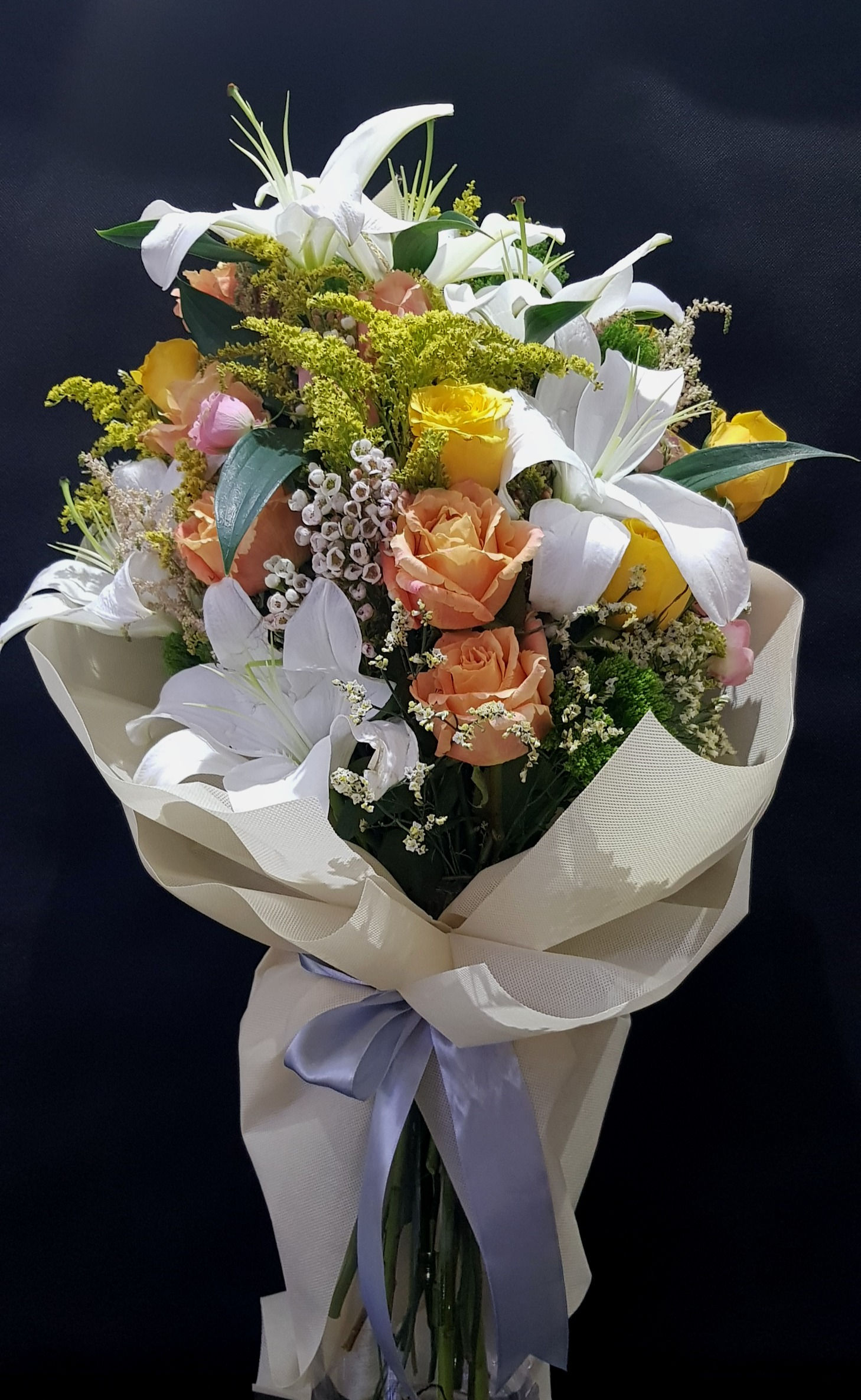Happiness flower bouquet