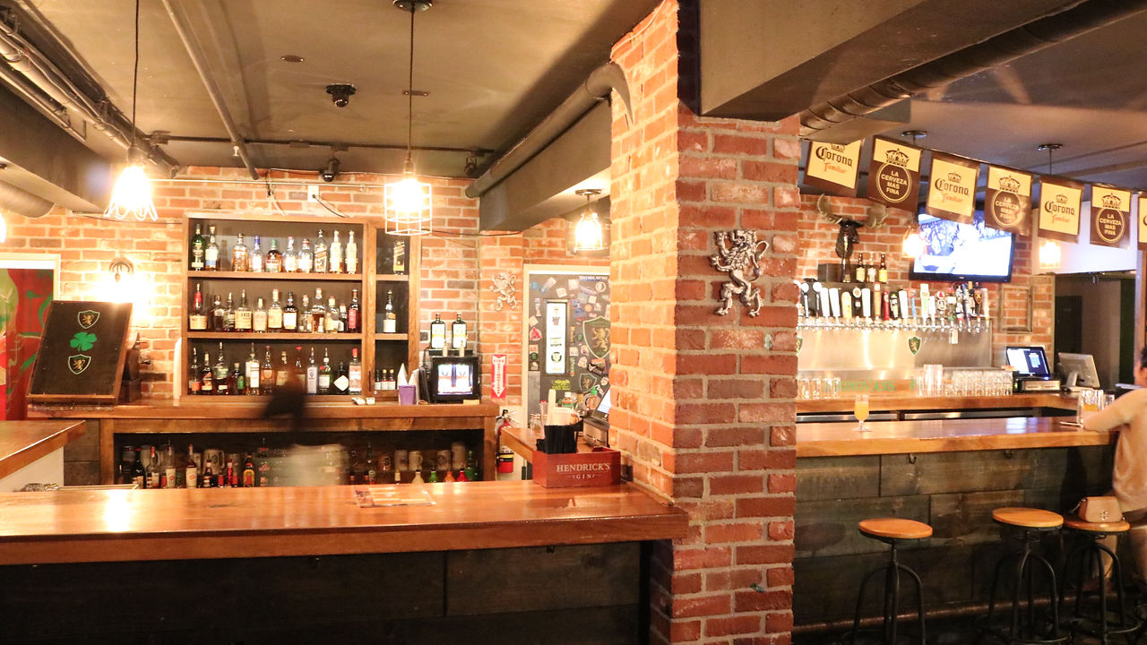 Bar photo 1