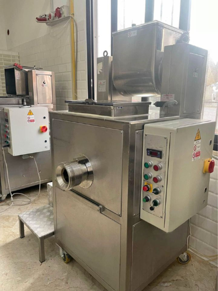 Por Qué Necesitas una asesoria para Comprar Maquinaria de Pasta y No Limitarte a Un Solo Fabricante