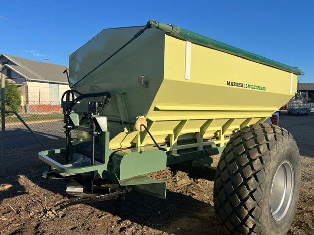 2016 Marshall 910T Spreader - STK 500062