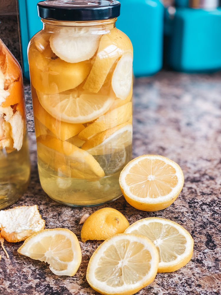 CitrusInfused Vinegar Cleaning Solution