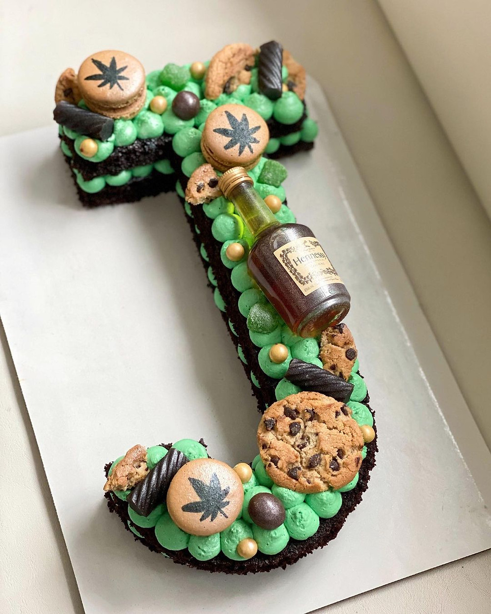 5 cannabis cakes to elevate your event