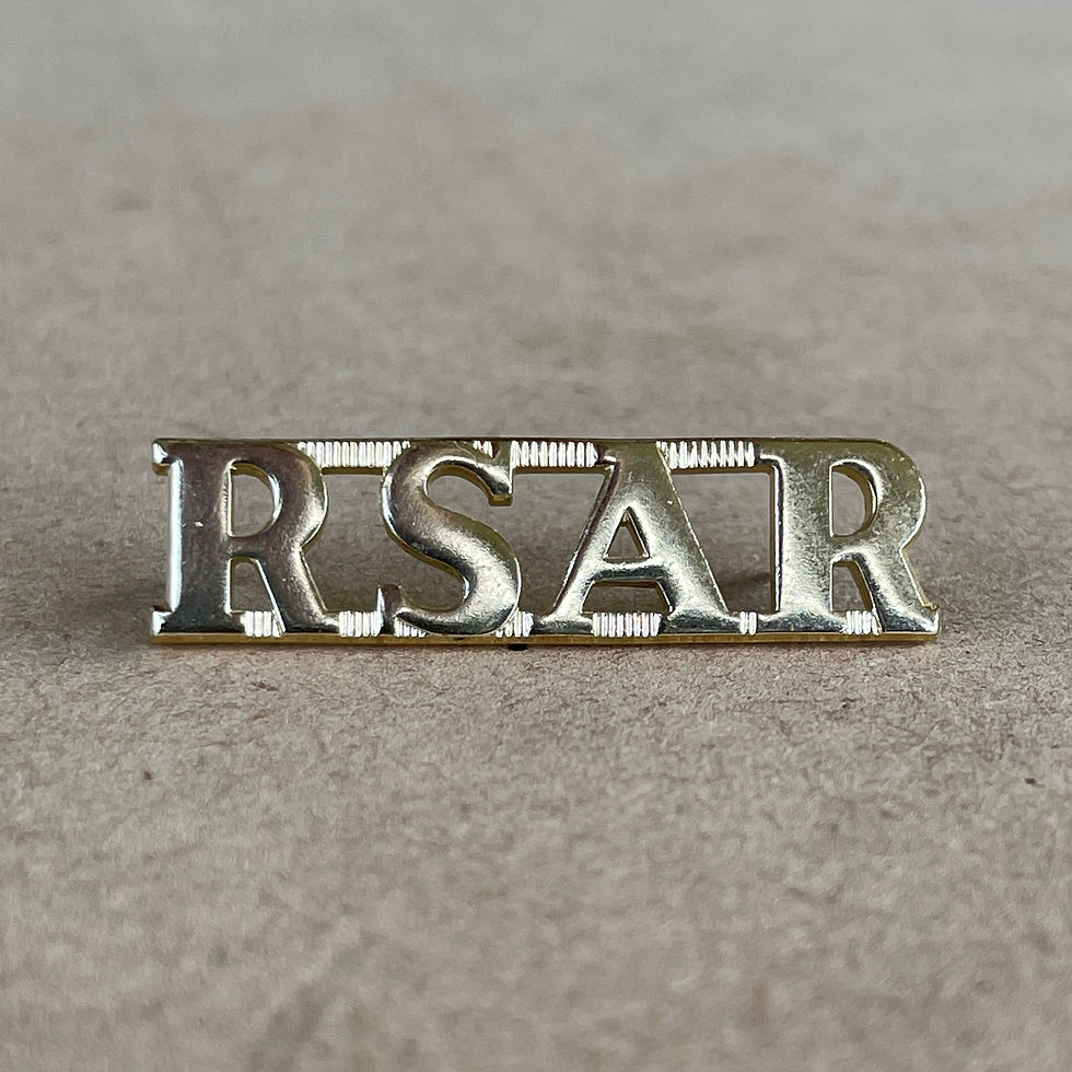 Thumbnail: 1960-85 Royal South Australian Regiment Hat, Collar & Title, Set of Four