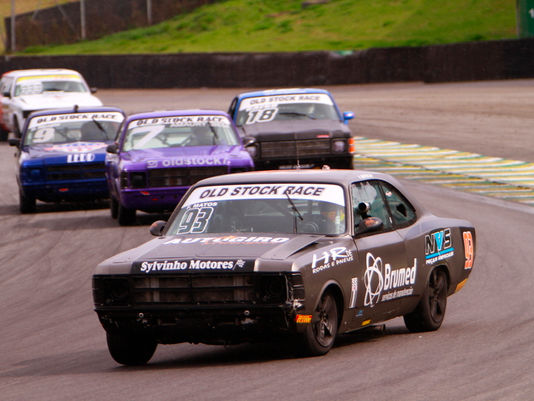 Old Stock Race - Penúltima etapa em clima de decisão.