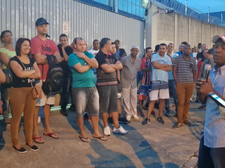 Assembleia na empresa Arco-Íris