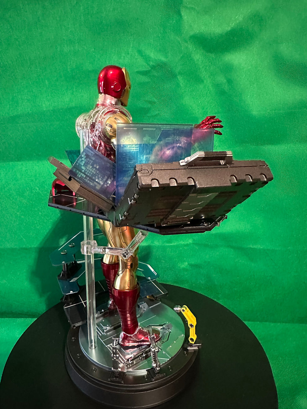 Thumbnail: HOT TOYS Marvel Origin Deluxe Iron Man Suit Armor 1:6 Action Figure EX ESPOSTO