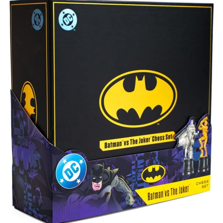 Thumbnail: Noble Collection DC Comics Chess Set Batman vs. The Joker (Replica)