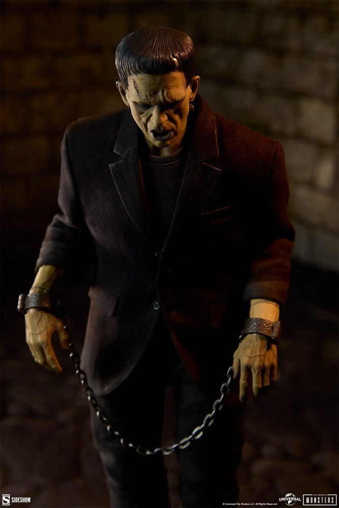 Thumbnail: Sideshow Universal Monsters 1/6 Frankenstein (Deluxe Plus Edition) (Action Figur