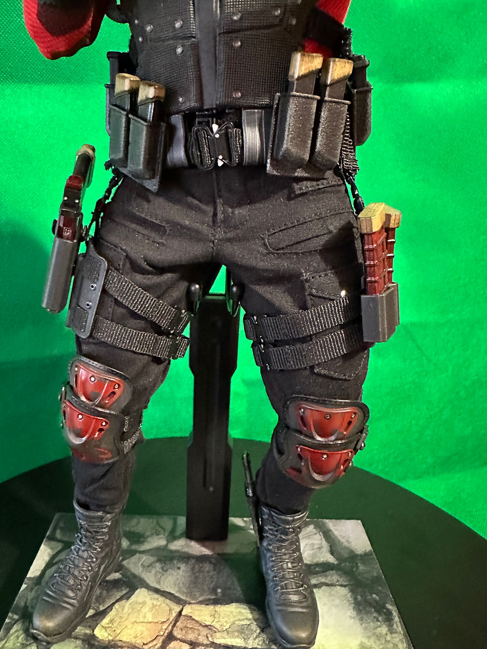 Miniatura: HOT TOYS	Suicide Squad 1/6 Deadshot Action Figure EX ESPOSTO NO BB