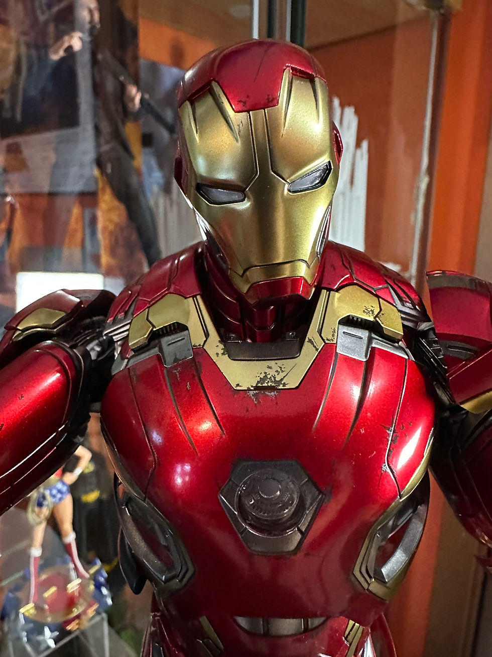 Thumbnail: HOT TOYS Avengers Age of Ultron Iron Man Mark 45 XLV 1/6 - EX ESPOSTO
