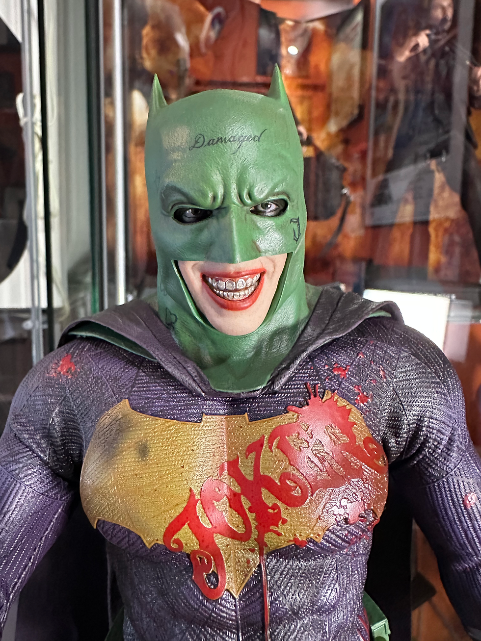 Miniatura: HOT TOYS Suicide Squad The Joker Batman Imposter Version 1/6 - EX ESPOSTO