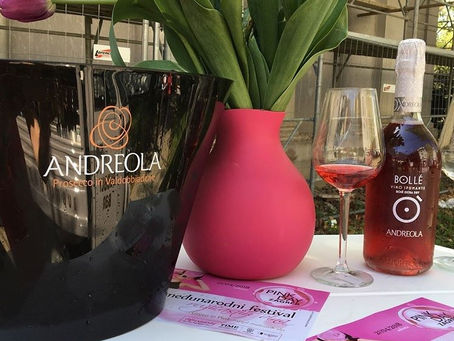 Sparkling wine for summer days