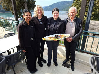 For Lim Bay Oysters, Head to Restaurant Fjord!