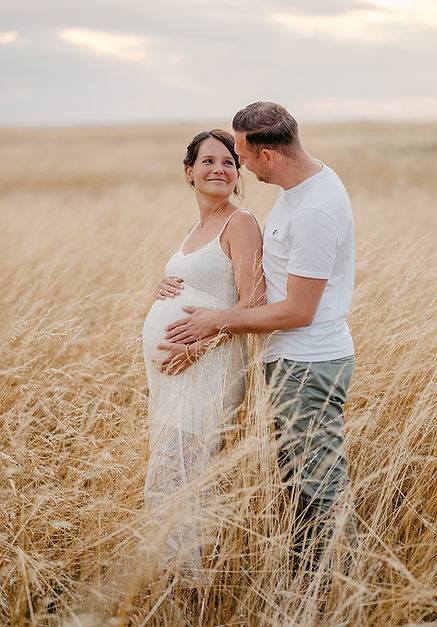 Babybauchshooting-Schwangerschaftsshooting-Fotografin-Meiningen.jpg