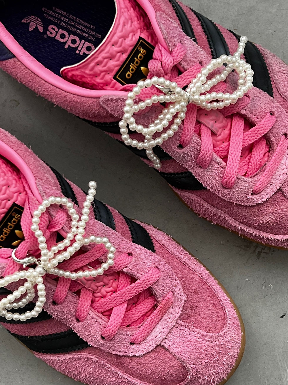 Thumbnail: Pearls Papillon for shoes 