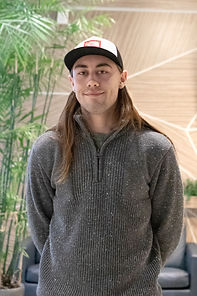 Dustin-01.jpg