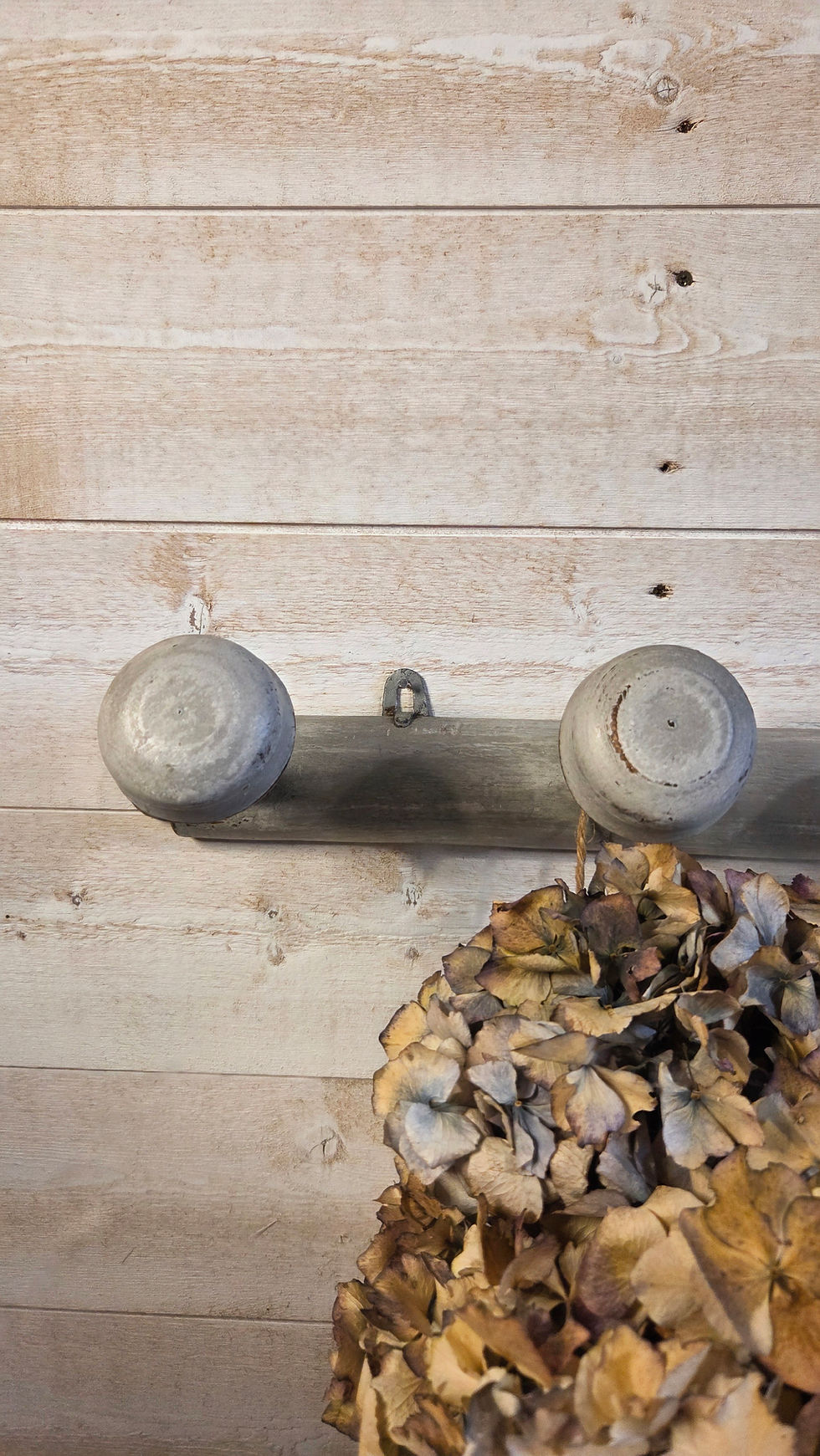 Miniature : Patère ancienne patinée*