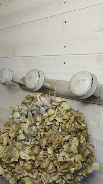 Miniature : Patère ancienne patinée*