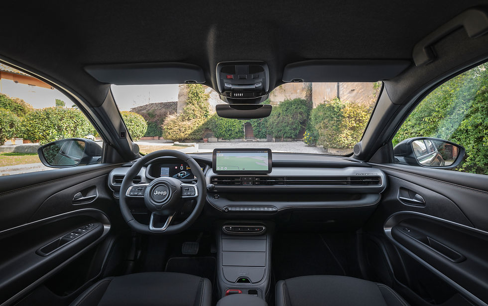 Jeep renova Avenger com mais tecnologia, nova gama de motores e foco reforçado na eletrificação