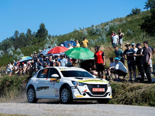 Hugo Lopes com mais uma demonstração de competitividade garante pódio e é líder da Peugeot Cup Ibérica