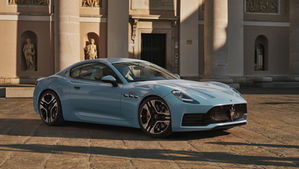 Maserati renova Grecale, GranTurismo e GranCabrio e reforça aposta no luxo tecnológico
