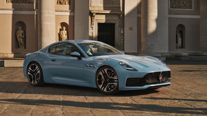 Maserati renova Grecale, GranTurismo e GranCabrio e reforça aposta no luxo tecnológico