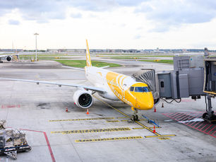 Scoot inicia voos comerciais com o E190-E2 da Embraer