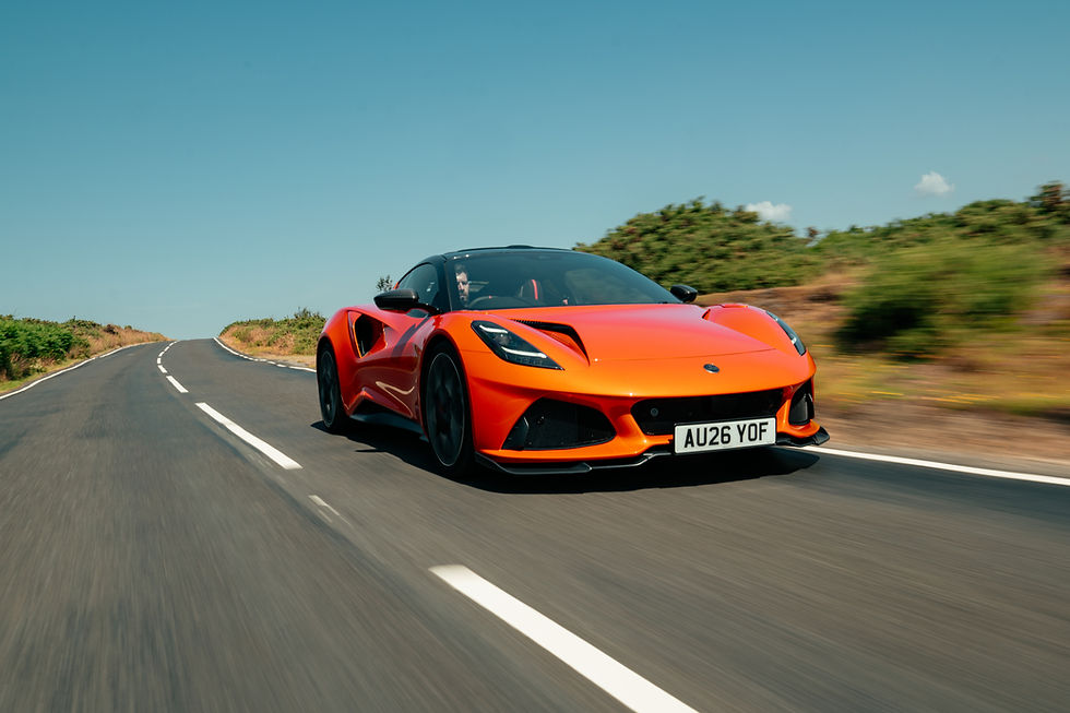 Lotus Emira 420 Sport: o desportivo de quatro cilindros mais rápido do mundo entra numa nova dimensão