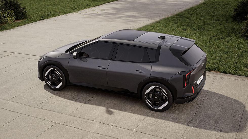 Kia revela design exterior do EV4, modelo que chega a Portugal no terceiro trimestre