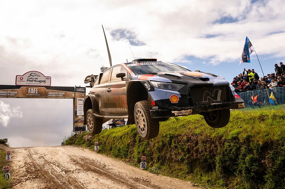 Neuville aproveita drama de Ogier e conquista vitória épica no Rally de Portugal