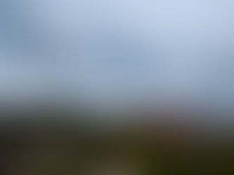 Ogier sobrevive ao caos da lama e entra líder no derradeiro dia do Rally de Portugal