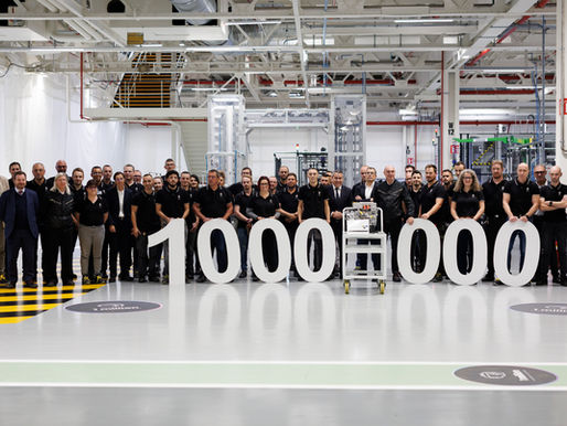 Fábrica de Cléon da Ampere celebra o motor elétrico nº 1.000.000 e prepara-se para equipar o novo Alpine A390