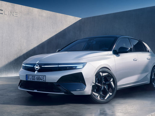 Opel Astra GSE Line estreia em Paris e leva imagem desportiva a todas as motorizações