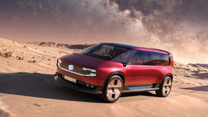 Renault recupera espírito do Espace num concept elétrico e leva nova geração de baterias ao Salão de Paris