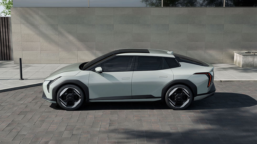 Kia revela design exterior do EV4, modelo que chega a Portugal no terceiro trimestre