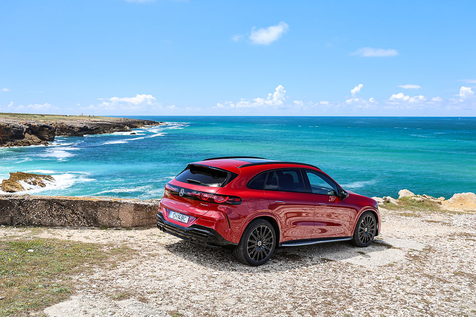 Mercedes-Benz apresenta novos GLB e GLC elétricos em ofensiva ibérica de eletrificação