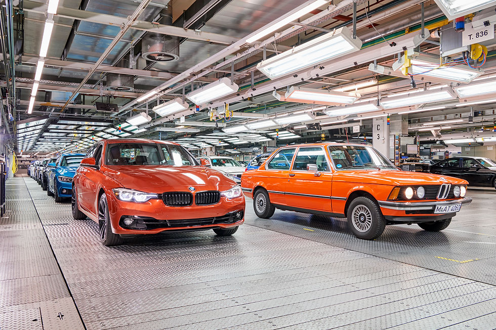 BMW Série 3 completa 50 anos de produção: o modelo que moldou a rede industrial global da marca