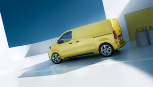 Opel elimina barreira de preço e coloca comerciais elétricos ao nível do diesel