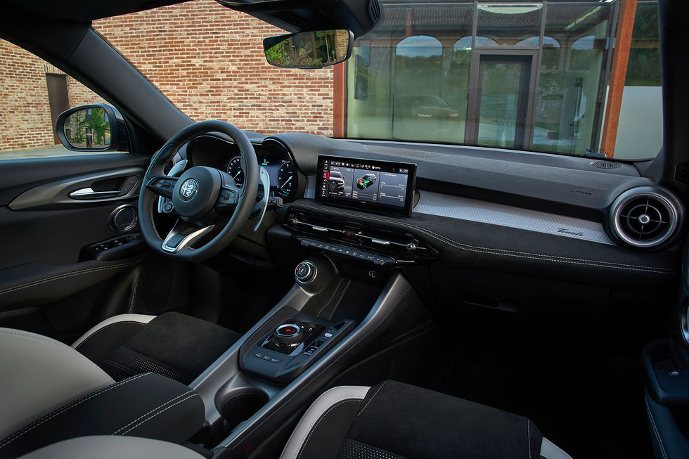 Novo Alfa Romeo Tonale reforça identidade desportiva e estreia evolução profunda no design, dinâmica e tecnologia