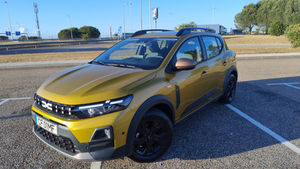 Teste: Dacia Sandero Stepway Extreme ECO-G 120 Auto, o campeão da autonomia