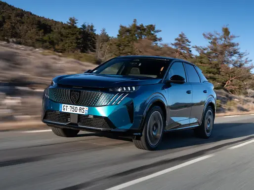 Peugeot abre as encomendas em Portugal para o novo 3008 Plug-in Hybrid