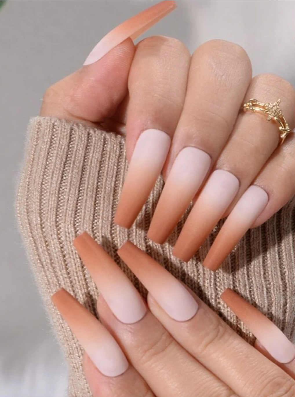 Press on nails -